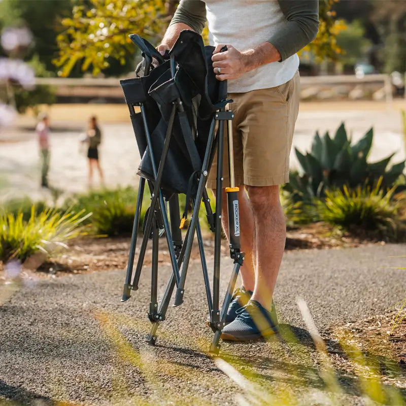 Smooth Motion Comfort Pro Rocker XL - Choice 107 - Heavy-Duty Kickback Rocker with Beverage Holder Detail