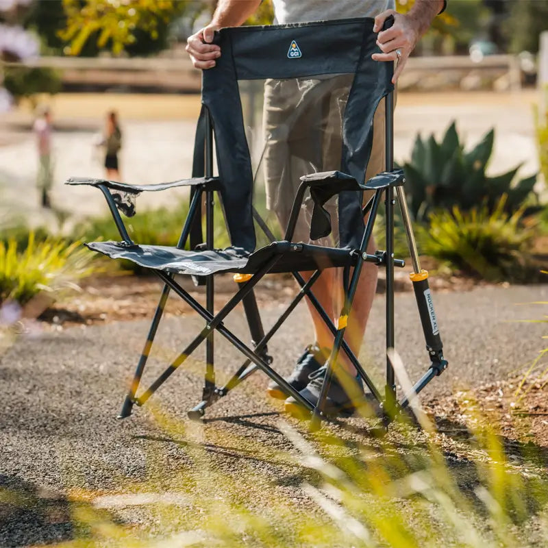 Smooth Motion Comfort Pro Rocker XL - Choice 107 - Heavy-Duty Kickback Rocker with Beverage Holder Detail