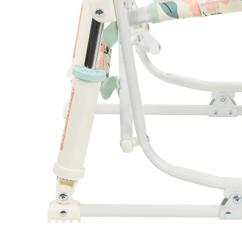 Luxury Camp Grab & Go Rocker - Choice 551 - Freestyle Rocker Portable Outdoor Folding Chair Detail